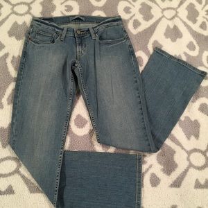 Levi’s 524 jeans